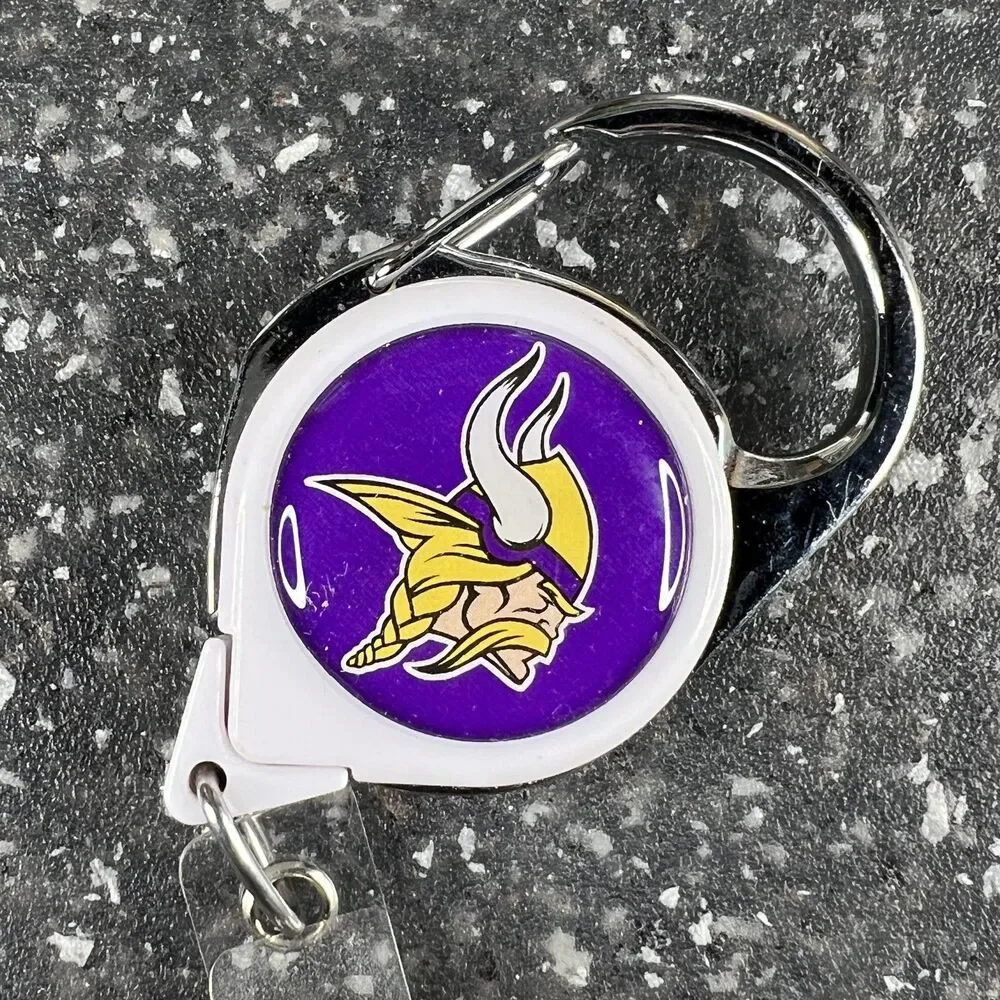 MINNESOTA VIKINGS Metal Retractable ID Badge Holder Keychain Keyring